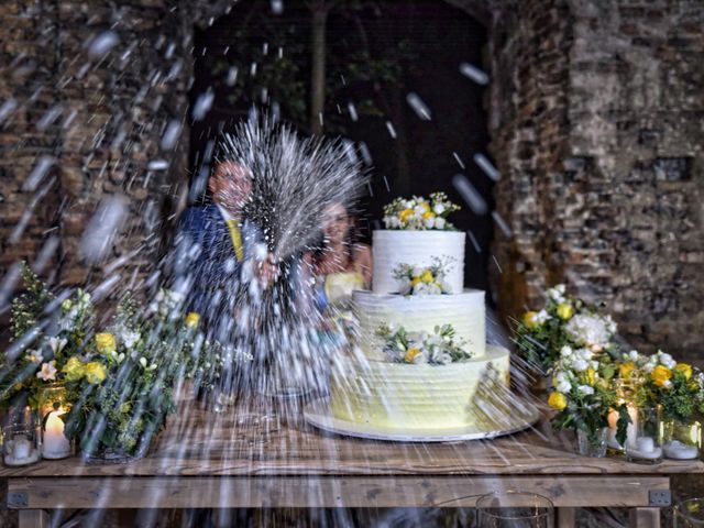 Il matrimonio di Valeria e Erik a Mantova, Mantova 24