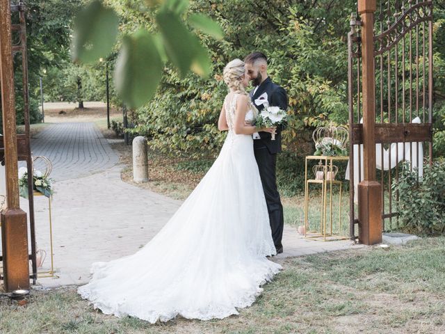 Il matrimonio di Davide e Elena a Castel San Pietro Terme, Bologna 31