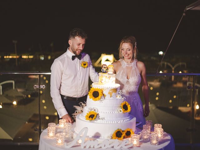 Il matrimonio di Manuel e Angelika a Viareggio, Lucca 34