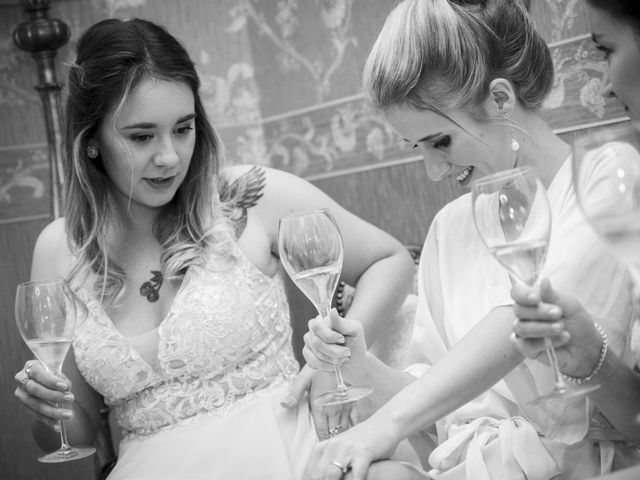 Il matrimonio di MICHAEL e CAROLINE a Capriva del Friuli, Gorizia 16