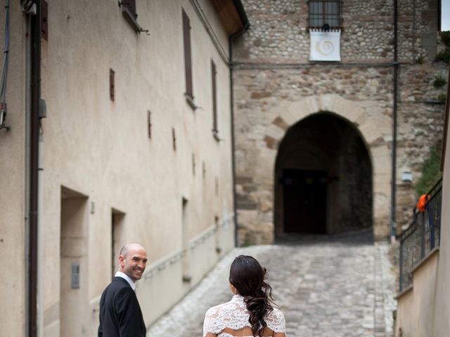 Il matrimonio di Ivan e Isabella a Verucchio, Rimini 15