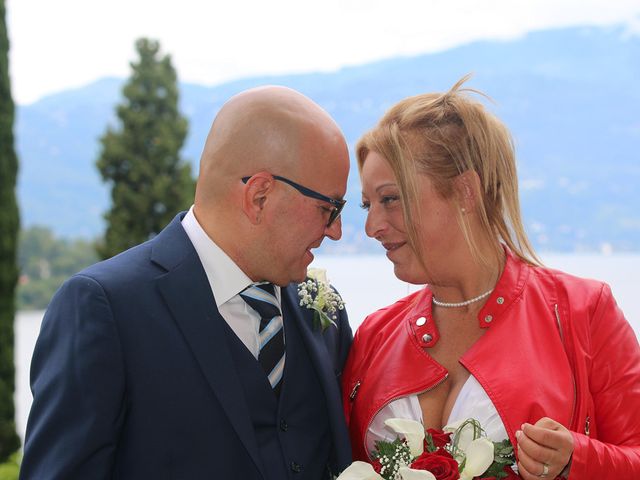 Il matrimonio di Filippo e Beba a Laveno-Mombello, Varese 12