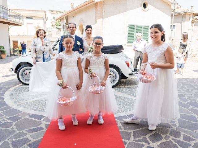 Il matrimonio di Luciano e Cristina a Atri, Teramo 12