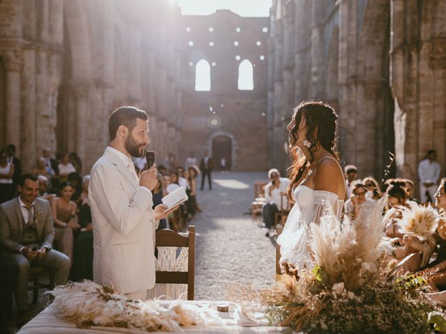 Il matrimonio di Simone e Simona a Chiusdino, Siena 71