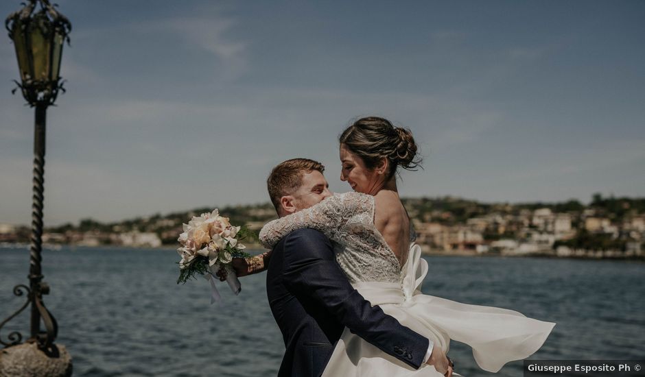 Il matrimonio di Luigi e Sara a Bacoli, Napoli