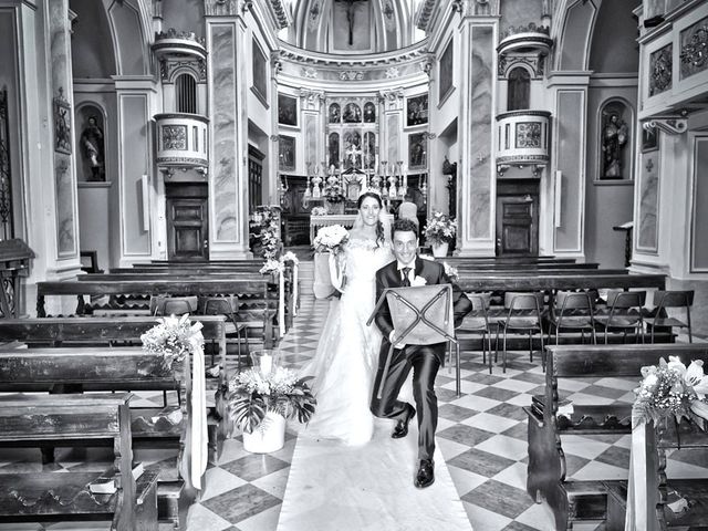 Il matrimonio di Stefano e Lisa a Dossena, Bergamo 25