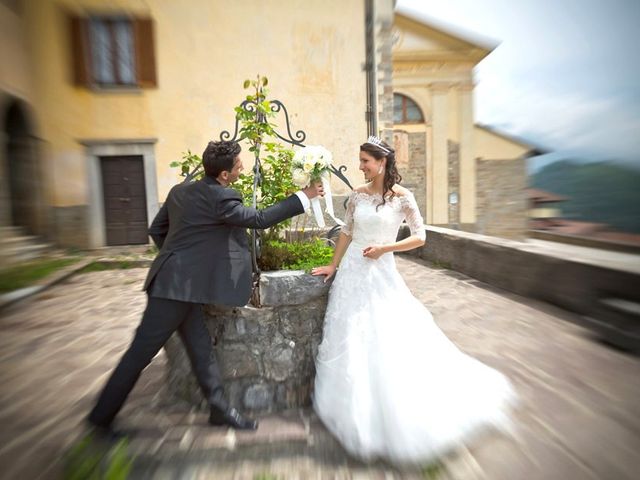 Il matrimonio di Stefano e Lisa a Dossena, Bergamo 30