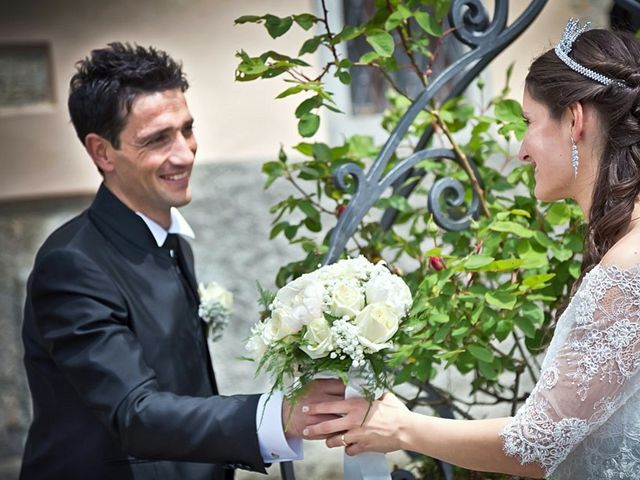 Il matrimonio di Stefano e Lisa a Dossena, Bergamo 31
