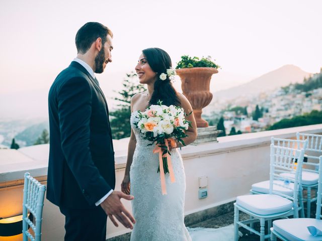 Il matrimonio di Luca e Zhandra a Taormina, Messina 25