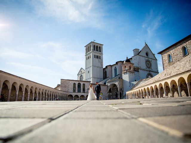 Il matrimonio di Luca e Lucia a Assisi, Perugia 30