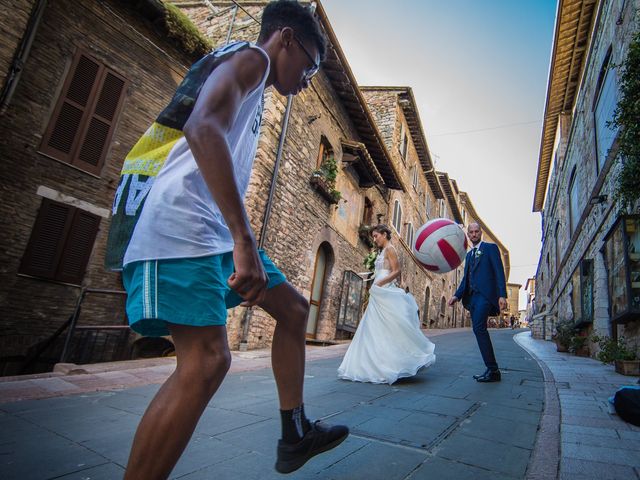 Il matrimonio di Luca e Lucia a Assisi, Perugia 37