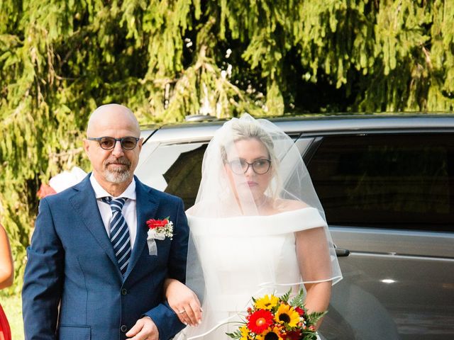 Il matrimonio di Michele e Michela a Trecasali, Parma 11