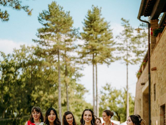Il matrimonio di Sixtine e Walid a Chiusdino, Siena 25