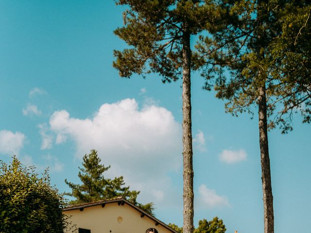 Il matrimonio di Sixtine e Walid a Chiusdino, Siena 30