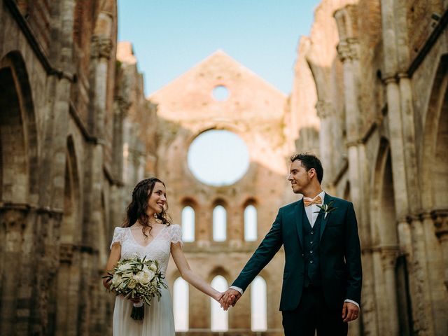Il matrimonio di Sixtine e Walid a Chiusdino, Siena 90