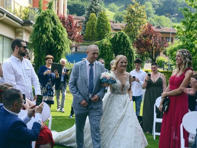 Il matrimonio di David  e Tonya  a Endine Gaiano, Bergamo 21