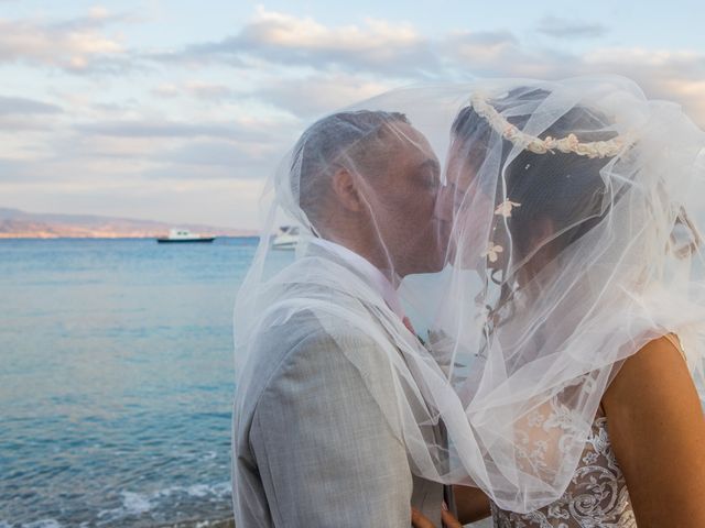 Il matrimonio di Matheus e Laura a Messina, Messina 48