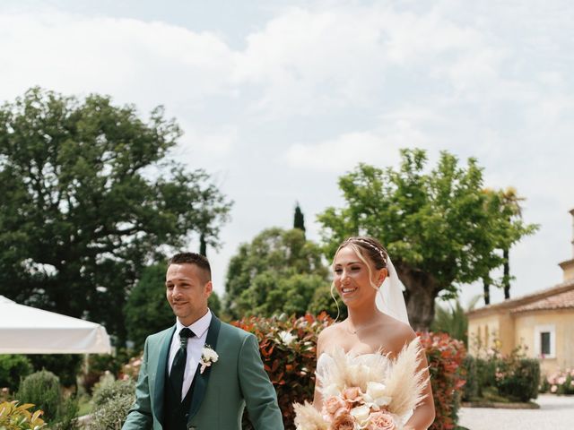 Il matrimonio di Martina e Daniele a Fossombrone, Pesaro - Urbino 35