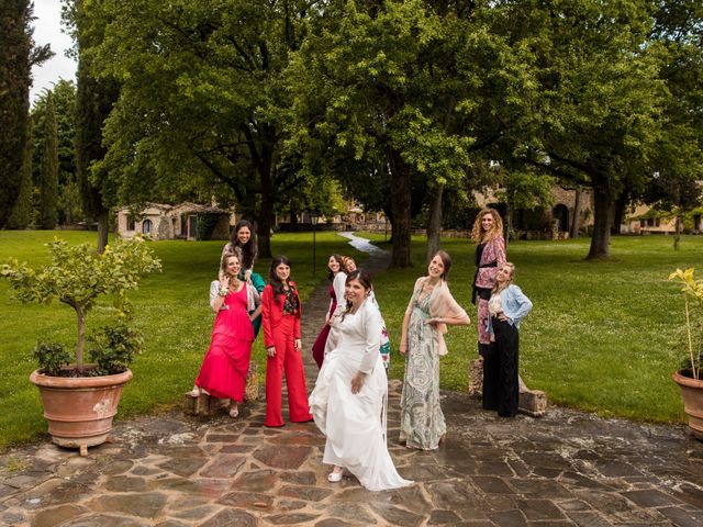 Il matrimonio di Christian e Benedetta a Monteriggioni, Siena 39