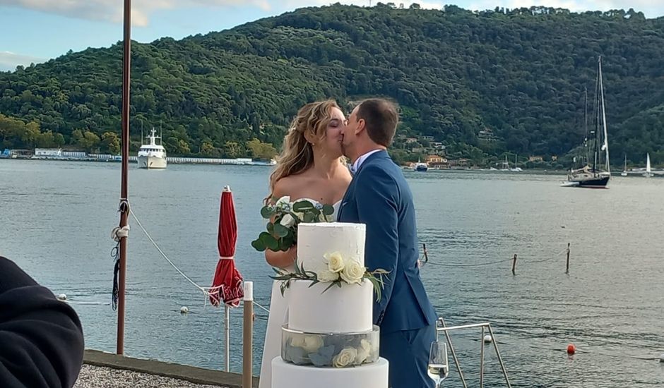 Il matrimonio di Simone e Viviana a Portovenere, La Spezia