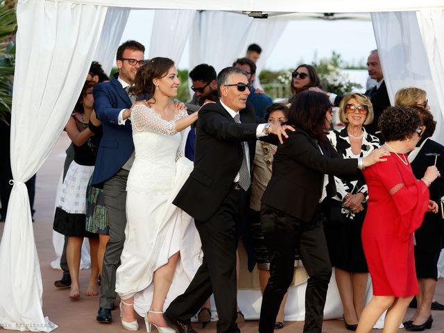 Il matrimonio di Valerio e Laura a Aci Castello, Catania 35