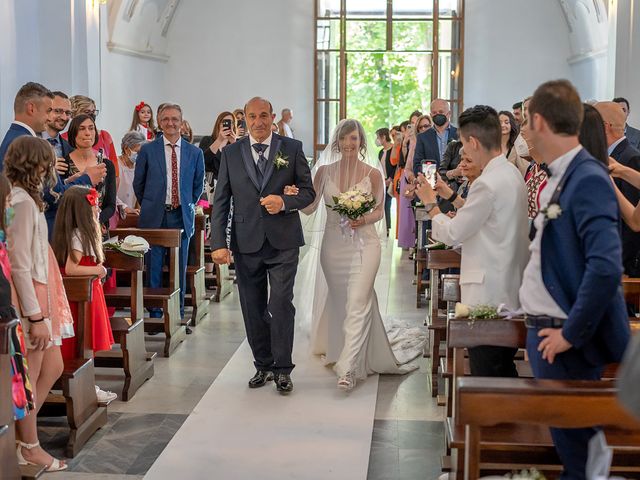 Il matrimonio di Antonio e Antonella a Tito, Potenza 24