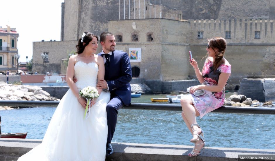Il matrimonio di Vincenzo e Enza a Napoli, Napoli