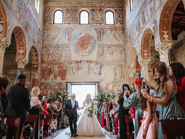 Il matrimonio di Ilaria e Gennaro a Caserta, Caserta 19