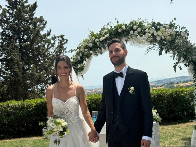 Il matrimonio di Stefano  e Sara a Senigallia, Ancona 1