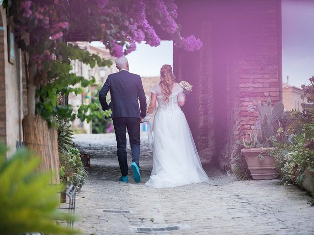 Il matrimonio di Maurizio e Norma a Porto San Giorgio, Fermo 42