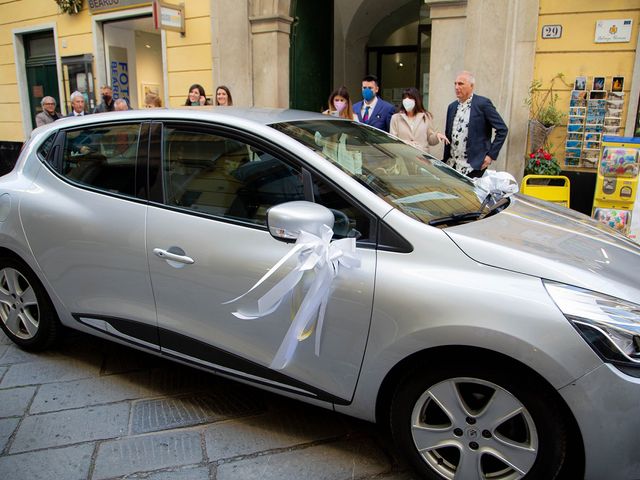 Il matrimonio di Silvio e Mirella a Finale Ligure, Savona 4