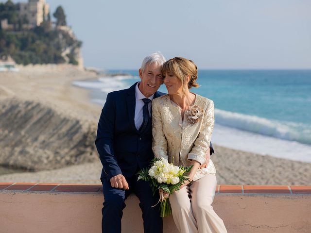 Il matrimonio di Silvio e Mirella a Finale Ligure, Savona 30