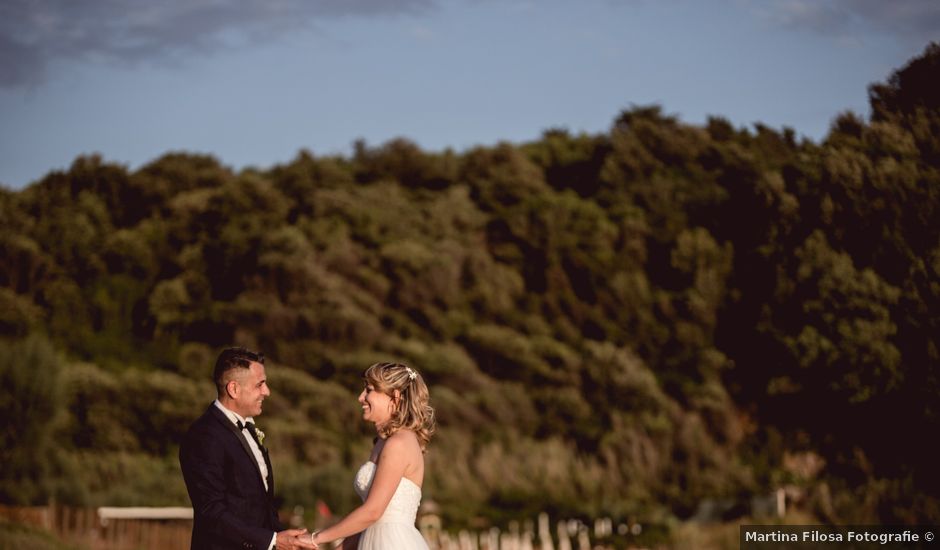 Il matrimonio di Massimiliano e Yuliby a Gaeta, Latina