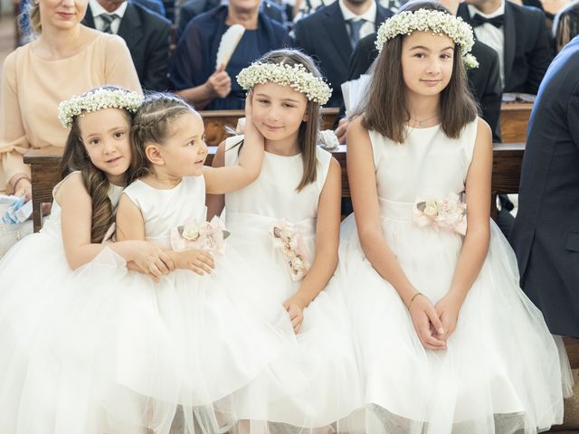 Il matrimonio di Mario e Eleonora a Limatola, Benevento 34