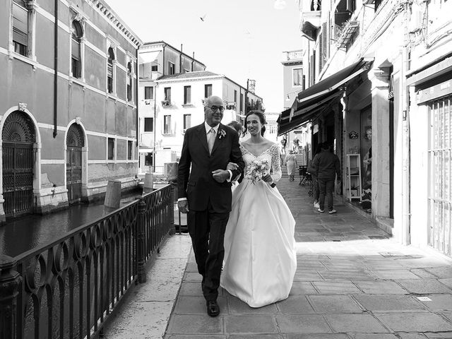 Il matrimonio di Davide e Cecilia a Venezia, Venezia 75