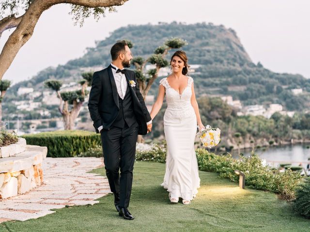 Il matrimonio di Ilaria e Antonio a Bacoli, Napoli 39