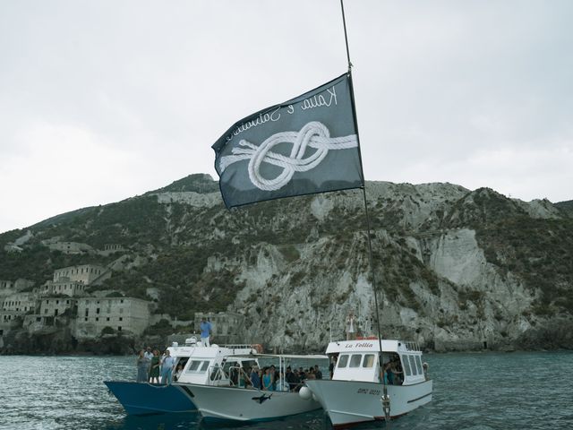 Il matrimonio di Salvatore e Katia a Lipari, Messina 24