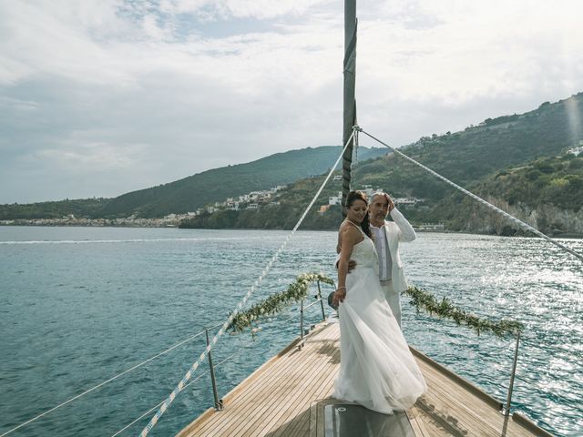 Il matrimonio di Salvatore e Katia a Lipari, Messina 52