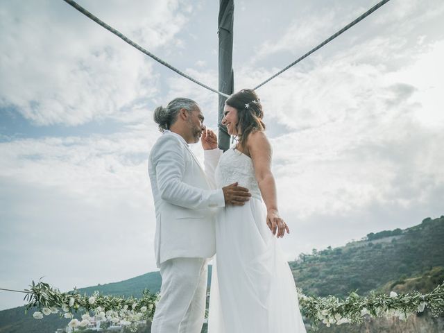 Il matrimonio di Salvatore e Katia a Lipari, Messina 54