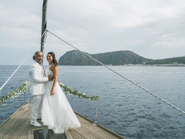 Il matrimonio di Salvatore e Katia a Lipari, Messina 55