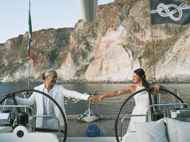 Il matrimonio di Salvatore e Katia a Lipari, Messina 77