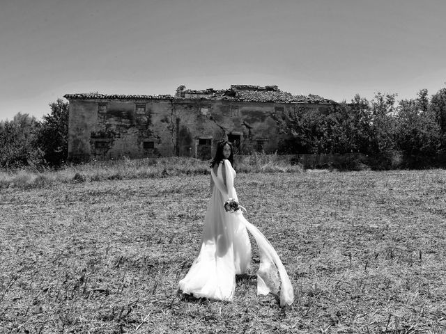 Il matrimonio di Angelo  e Silvia a Maiolati Spontini, Ancona 1
