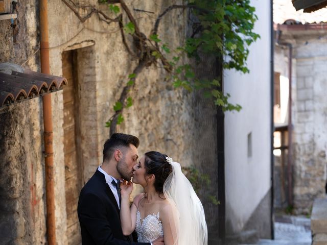 Il matrimonio di Cristian e Oriana a Civitella Roveto, L&apos;Aquila 55