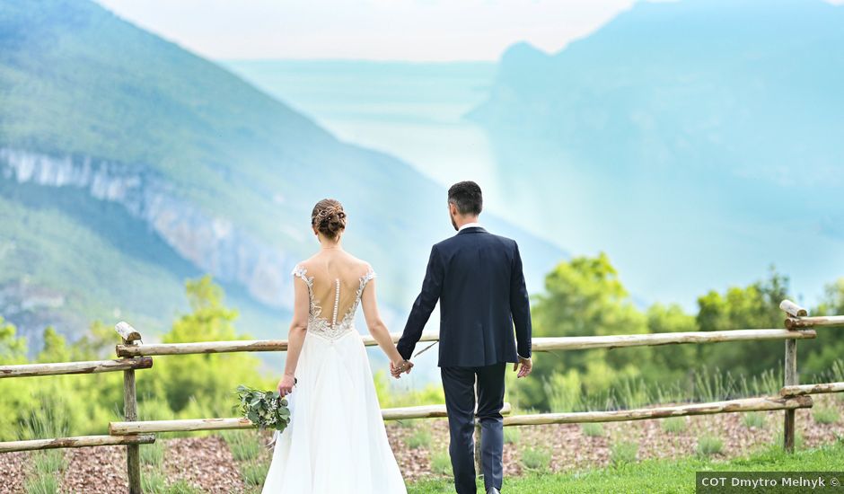 Il matrimonio di Andrea e Laura a Mori, Trento