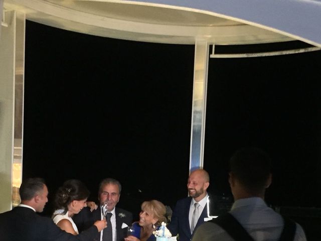 Il matrimonio di Roberto e Elena a Bacoli, Napoli 11