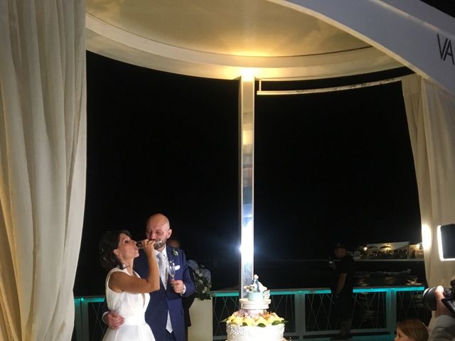 Il matrimonio di Roberto e Elena a Bacoli, Napoli 33