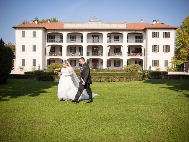 Il matrimonio di Marco e Maria a Vimercate, Monza e Brianza 24