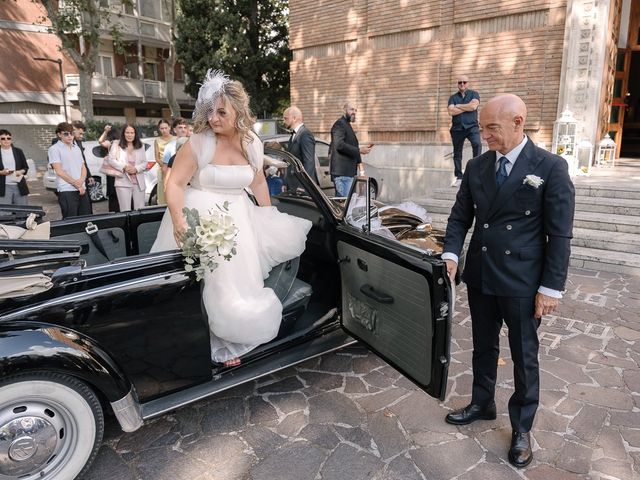 Il matrimonio di Lorenzo e Celeste a Pescara, Pescara 12