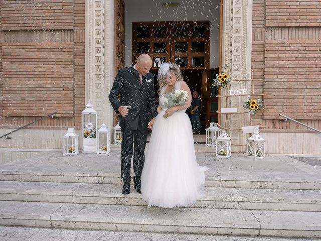 Il matrimonio di Lorenzo e Celeste a Pescara, Pescara 18