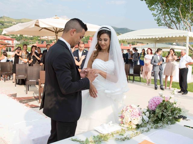 Il matrimonio di Gabriel e Simona  a Belvedere  Marittimo, Cosenza 61